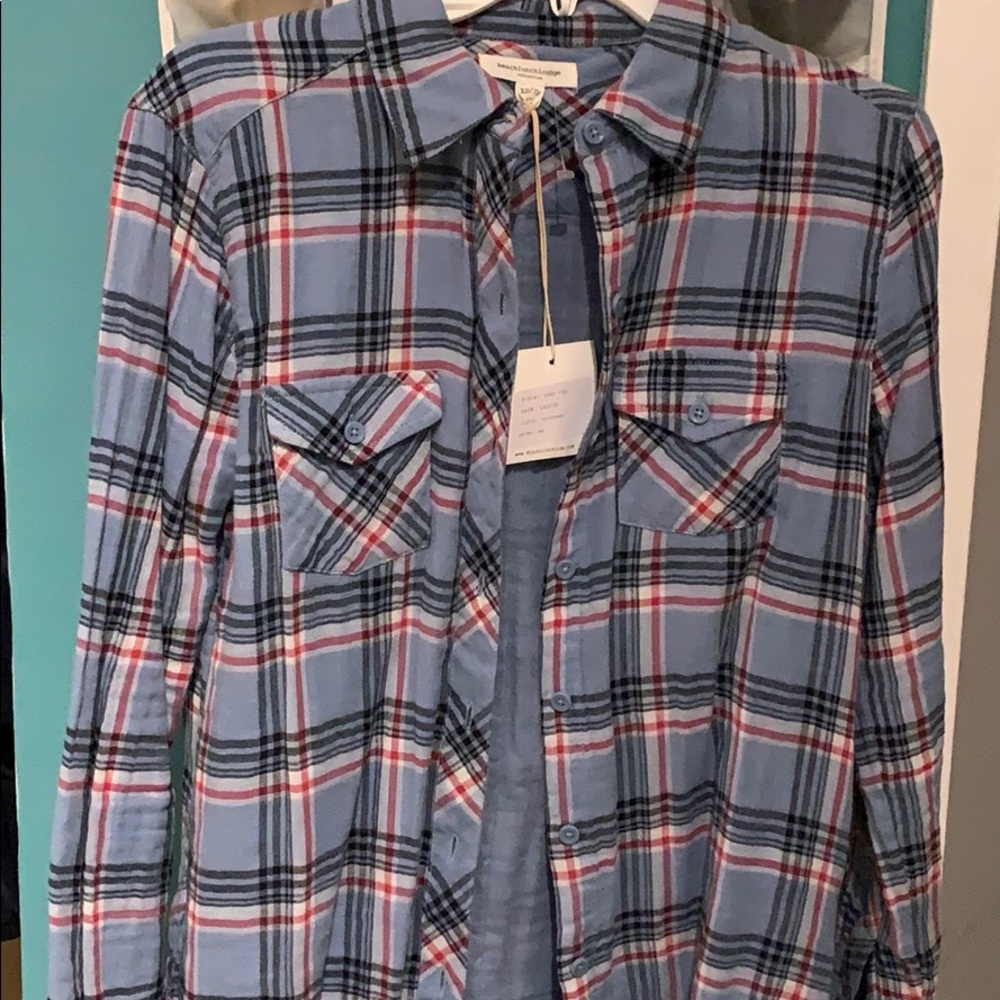 New with tags! Plaid shirt. Size xs